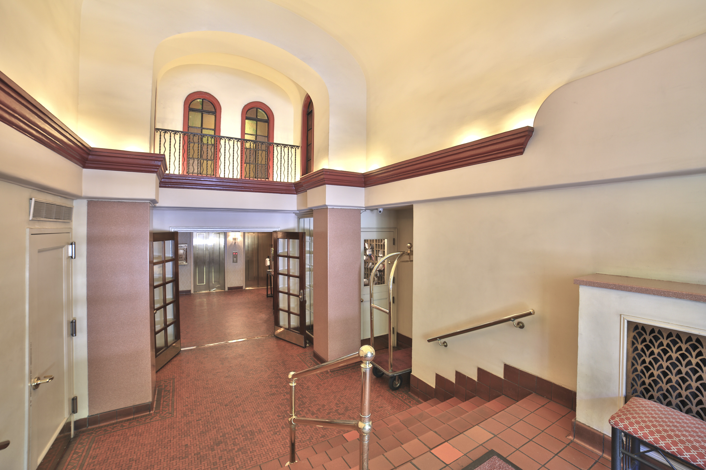 457 West 57th Street, Unit 108 Manhattan, NY 10019 - Photo 6 of 8