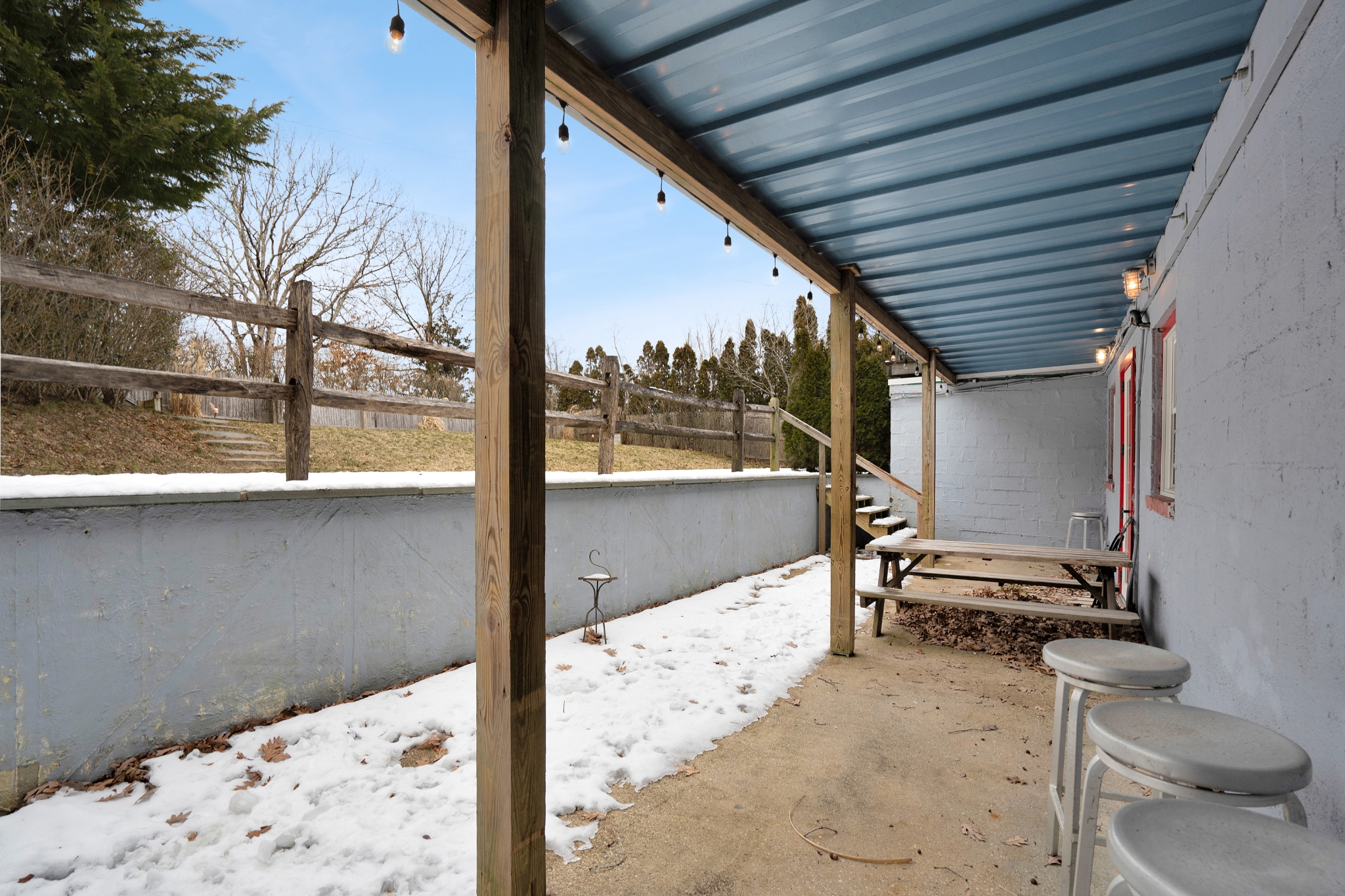 87 North Road Hampton Bays, NY 11946 - Photo 9 of 18