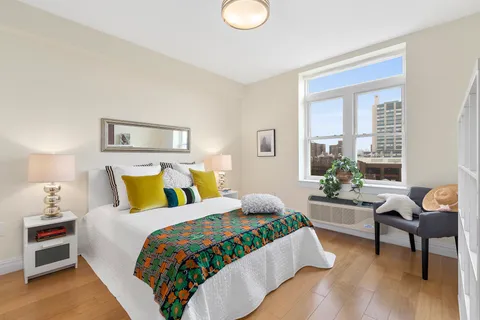 $698,000 | 70 West 139th Street, Unit 8I | Central Harlem