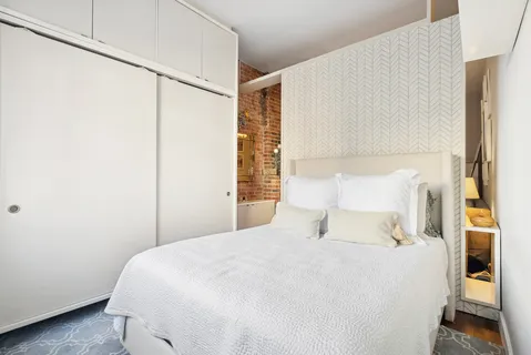 $599,000 | 252 West 20th Street, Unit 2B | Chelsea