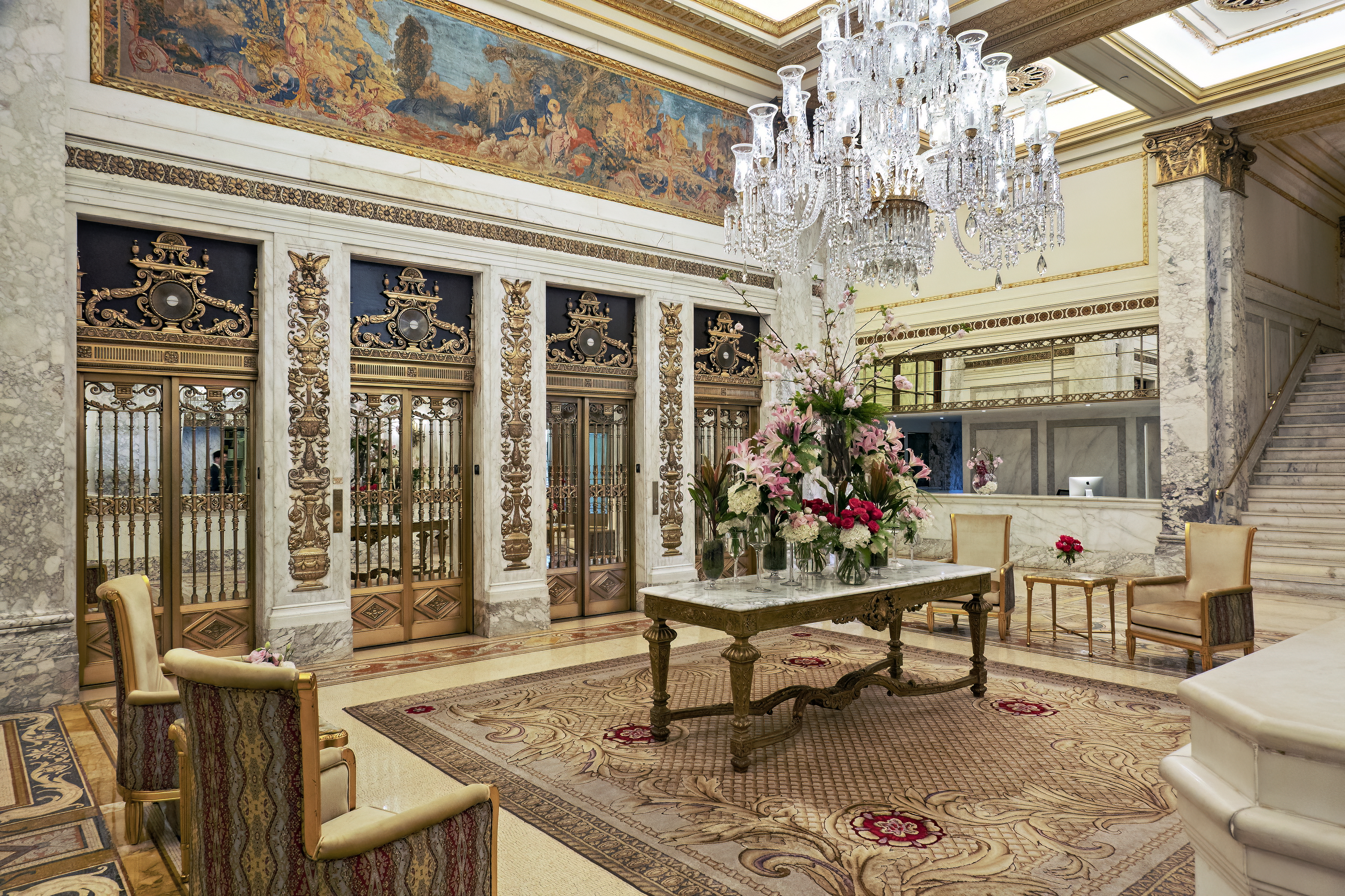 1 Central Park South, Unit 1801/1901 Manhattan, NY 10019 - Photo 18 of 21 a view of a interior of the house