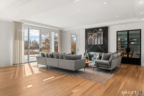 $8,999,000 | 19 Beachside Common, Westport, CT 06880