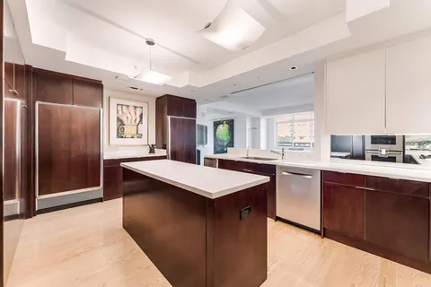 $5,200,000 | 5630 Wisconsin Avenue, Unit 805, Chevy Chase, MD 20815