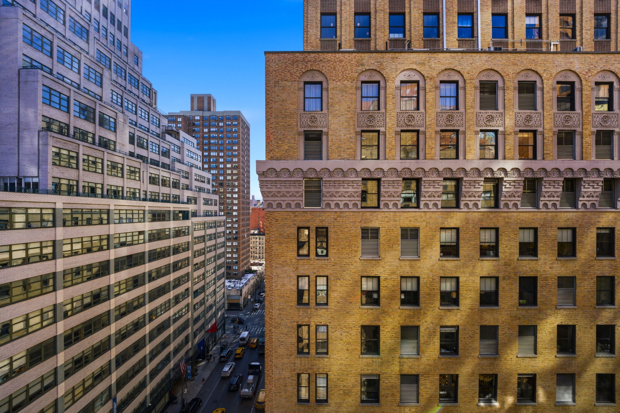139 East 33rd Street, Unit 12DE Manhattan, NY 10016 - Photo 24 of 27 a building view