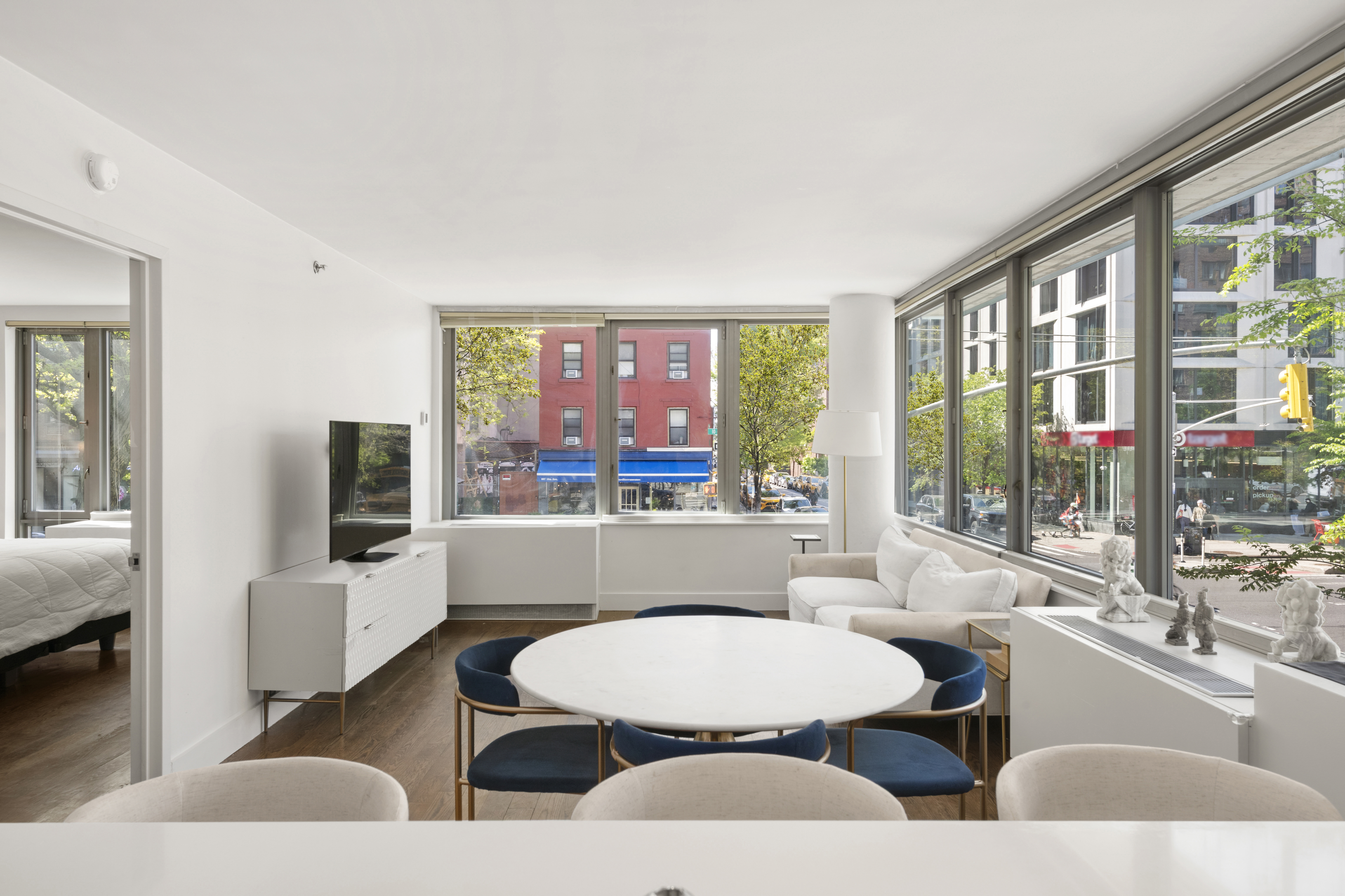 464 West 44th Street, Unit 2F Manhattan, NY 10036 - Photo 2 of 9 Gallery Image 2