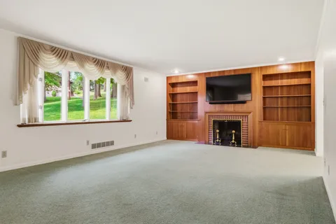 $599,000 | 101 Oakwood Road, Canonsburg, PA 15317
