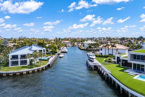 $1,750,000 | 1102 Highland Beach Drive, Unit 2W, Highland Beach, FL 33487