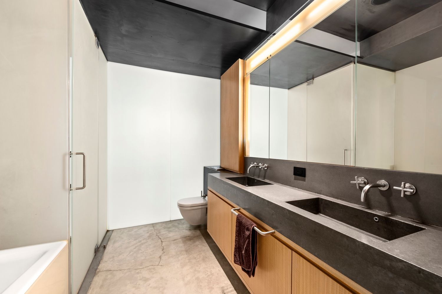 $2,725,000 | 622 Greenwich Street, Unit 2C | West Village