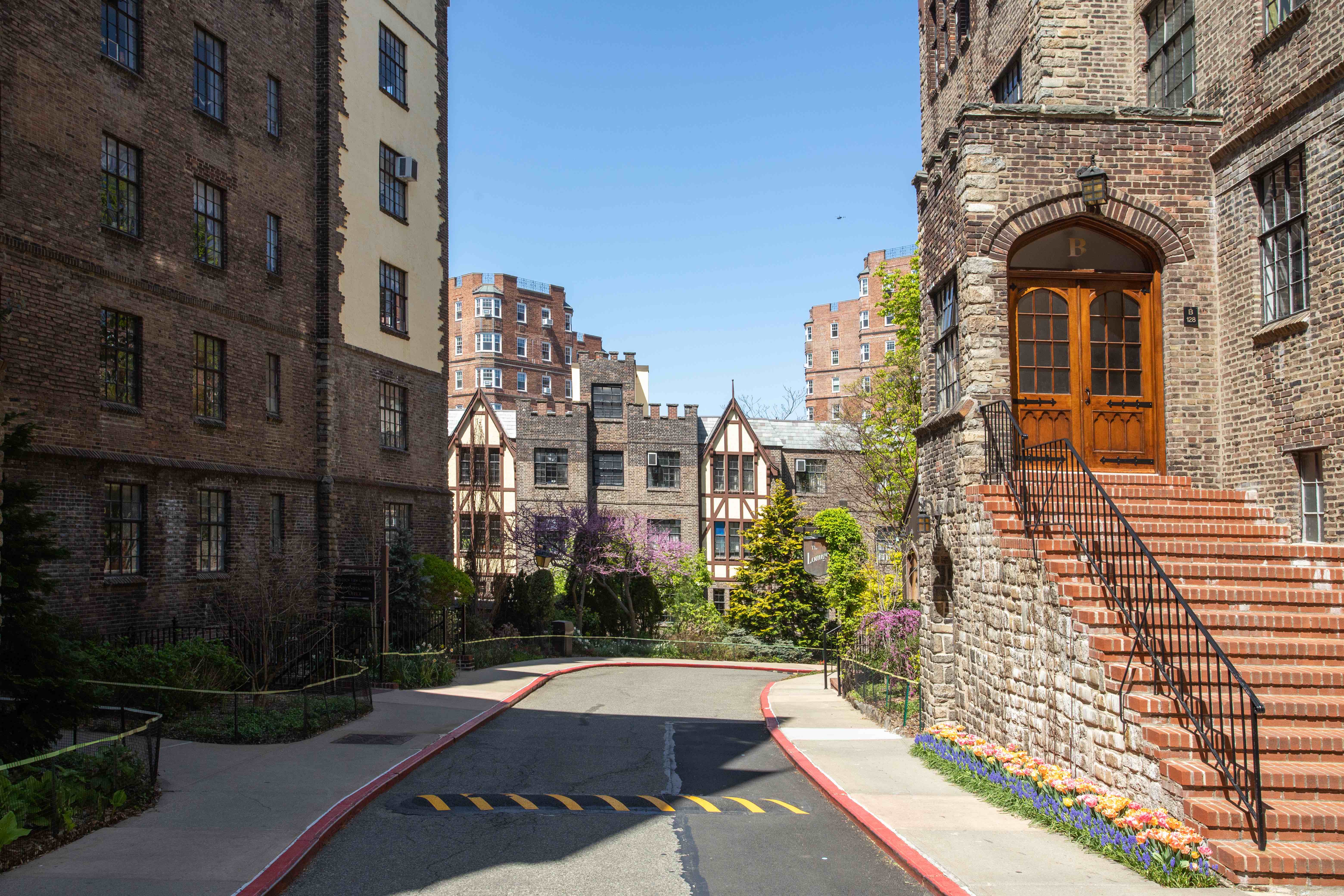 116 Pinehurst Avenue, Unit H32 Manhattan, NY 10033 - Photo 14 of 26