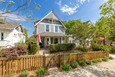 $849,000 | Hamlin Street Northeast, Washington, DC 20018