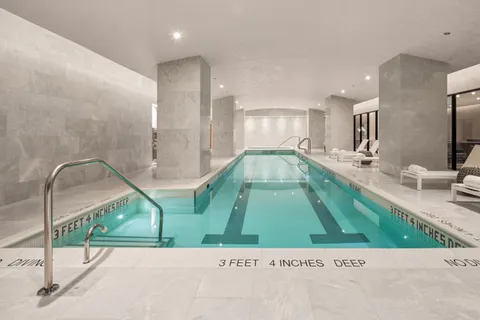 $2,695,000 | 49 Chambers Street, Unit 17H | TriBeCa