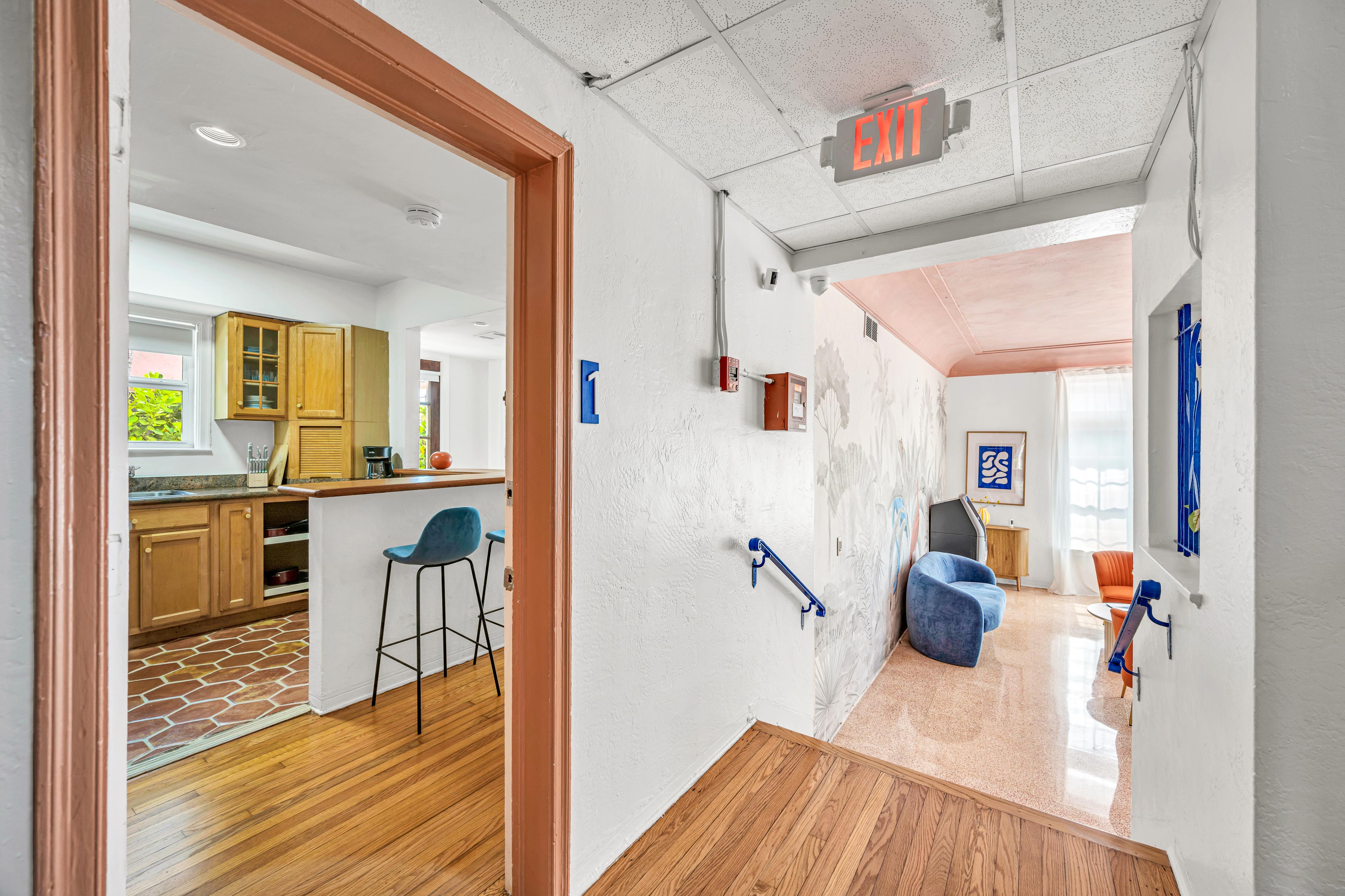 7643 Harding Avenue Miami Beach, FL 33141 - Photo 14 of 61