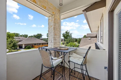 $569,000 | 6717 Alleyton Drive, Austin, TX 78725