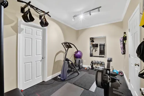 $1,400,000 | 6200 Guilford Drive, Alexandria, VA 22310