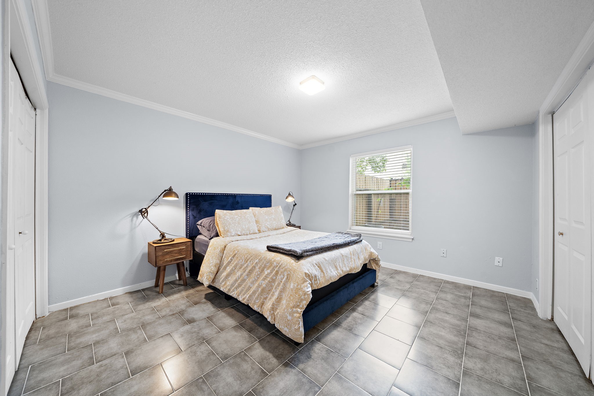 8289 Kingsbrook Road, Unit 173 Houston, TX 77024 - Photo 14 of 20 Gallery Image 14