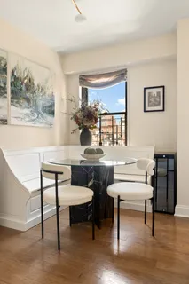 $935,000 | 178 East 80th Street, Unit 15C | Upper East Side
