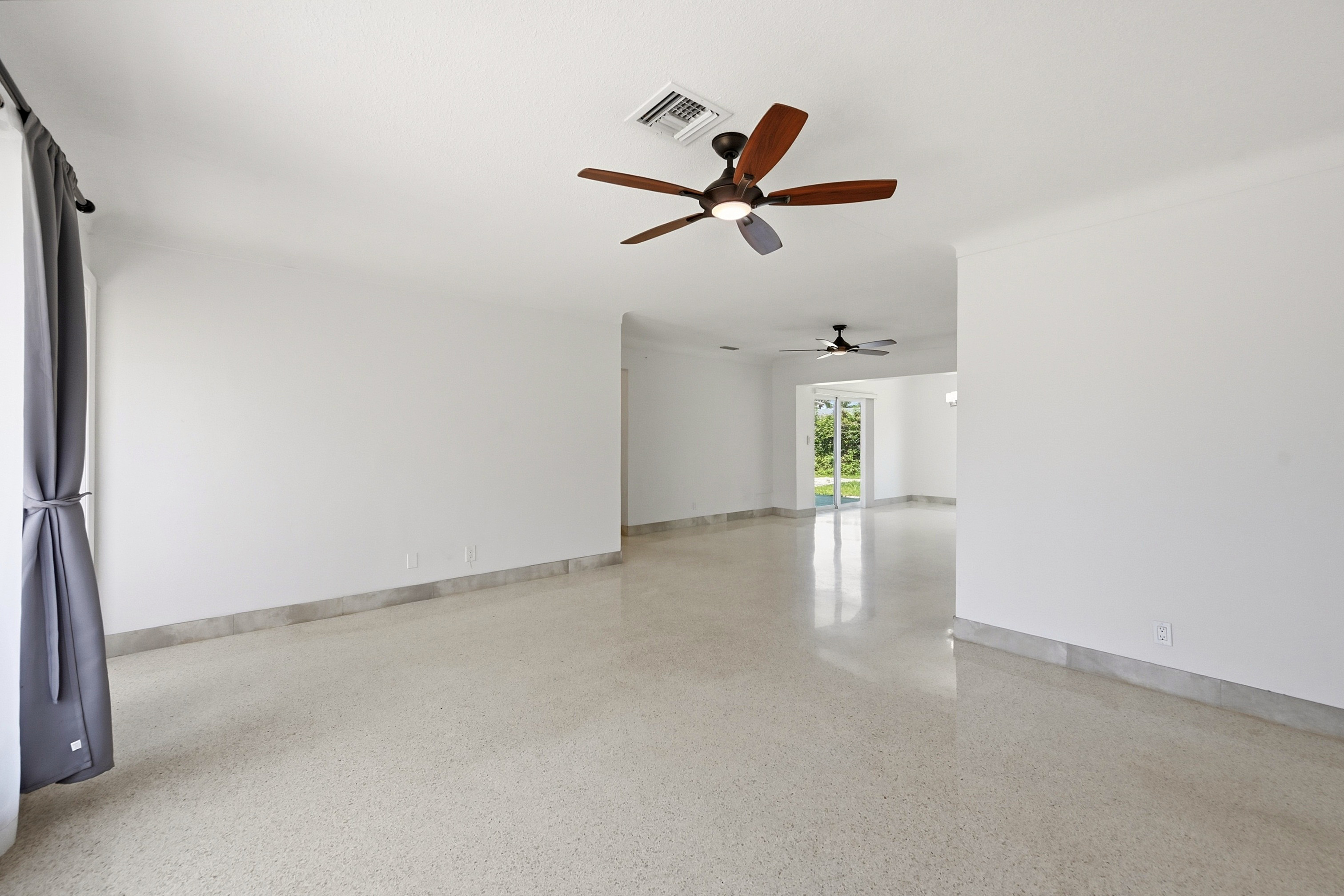 200 Northeast 28th Terrace Boca Raton, FL 33431 - Photo 7 of 59