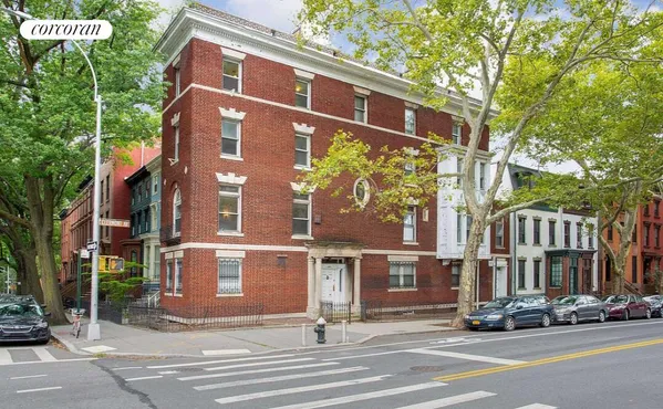 $4,100 | 338 A Clermont Avenue, Unit A | Fort Greene