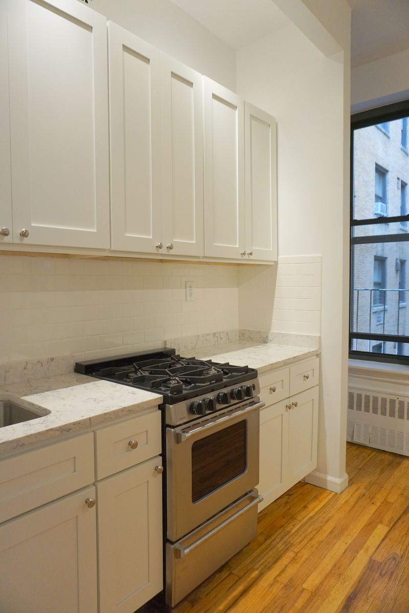 410 West End Avenue, Unit 5F Manhattan, NY 10024 - Photo 1 of 4