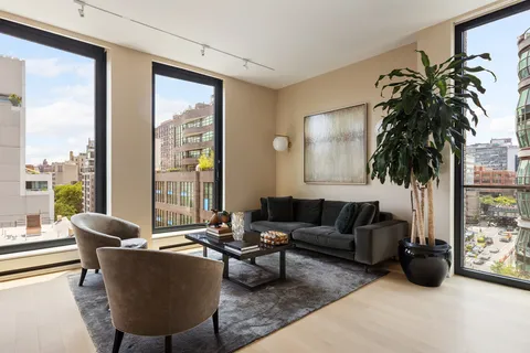 $3,850,000 | 505 West 19th Street, Unit 7B | Chelsea