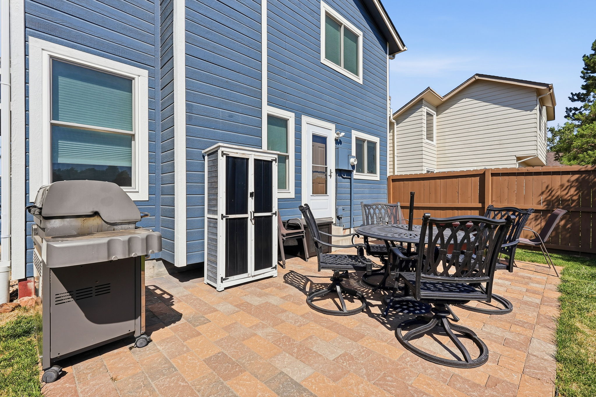 9504 Pendleton Drive Highlands Ranch, CO 80126 - Photo 5 of 8