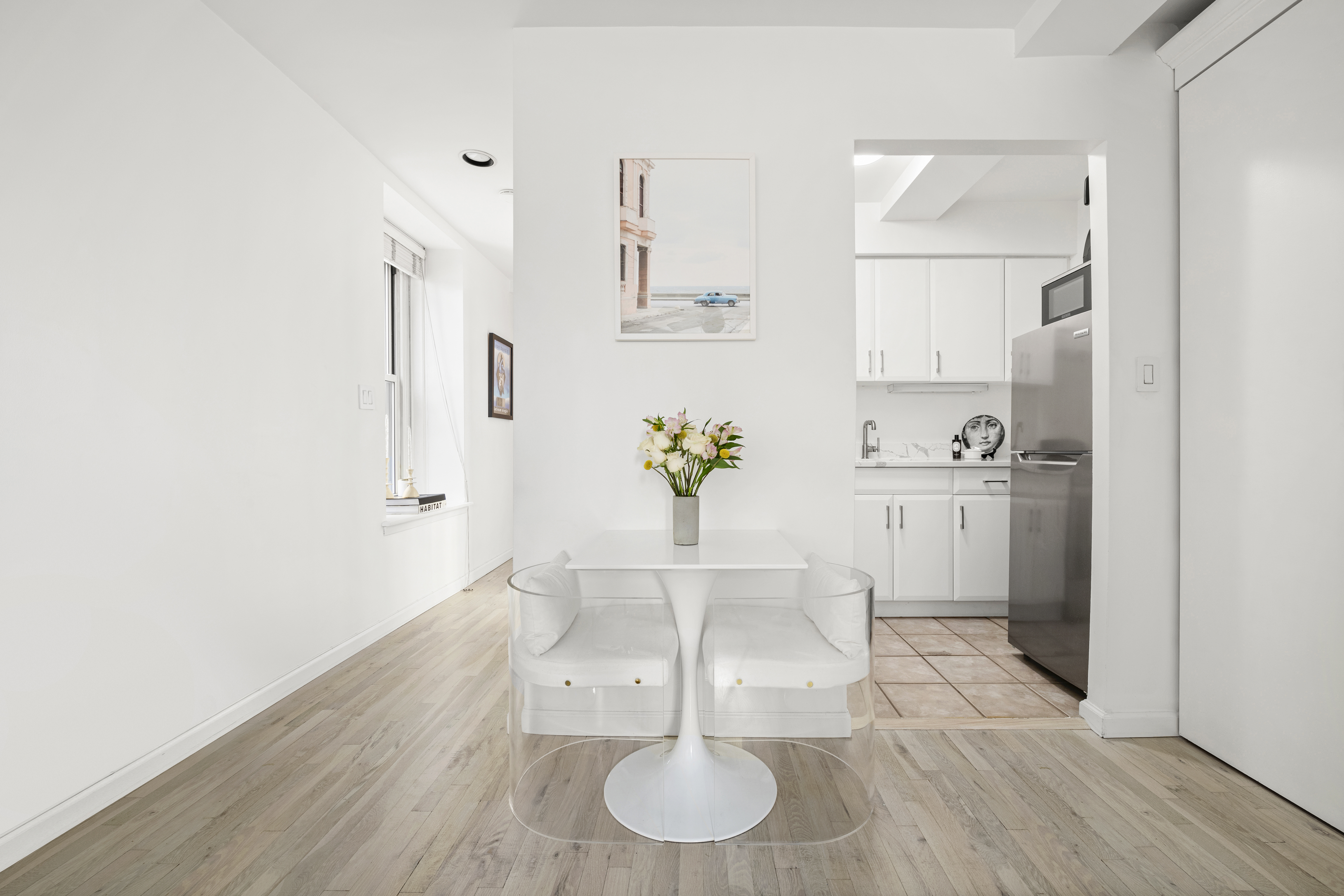 111 Hicks Street, Unit 6E Brooklyn, NY 11201 - Photo 5 of 11 a living room with furniture and a table