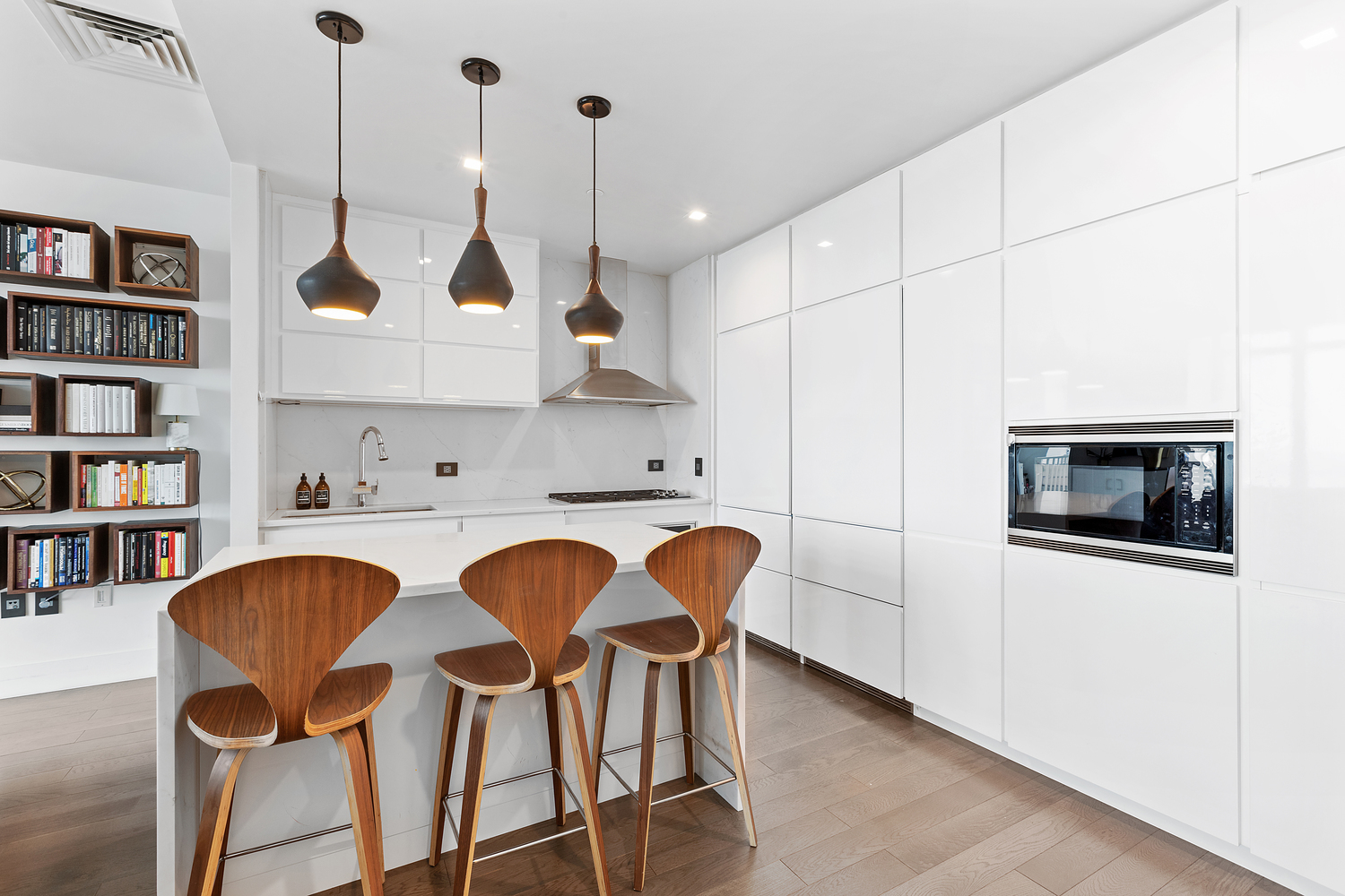 388 Bridge Street, Unit PH45AB Brooklyn, NY 11201 - Photo 6 of 36 a view of kitchen with breakfast area