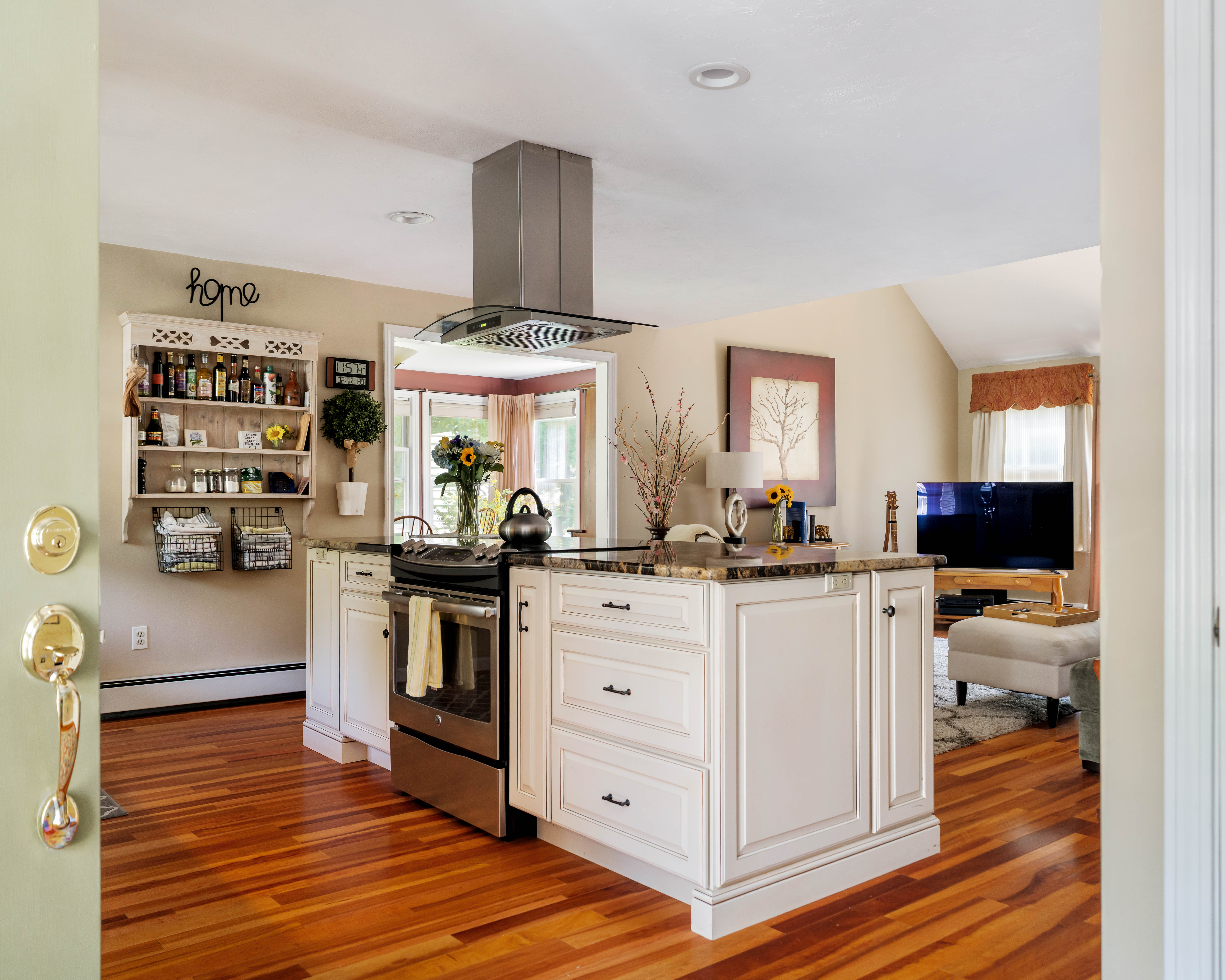 13 Fieldstone Street Upton, MA 01568 - Photo 5 of 41