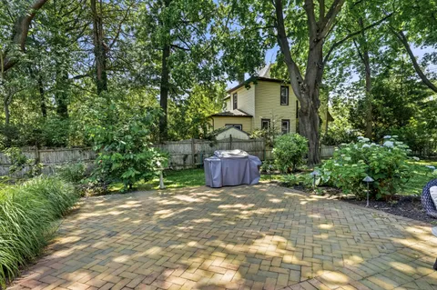 Contact Agent | 279 East Atlantic Avenue, Audubon, NJ 08106