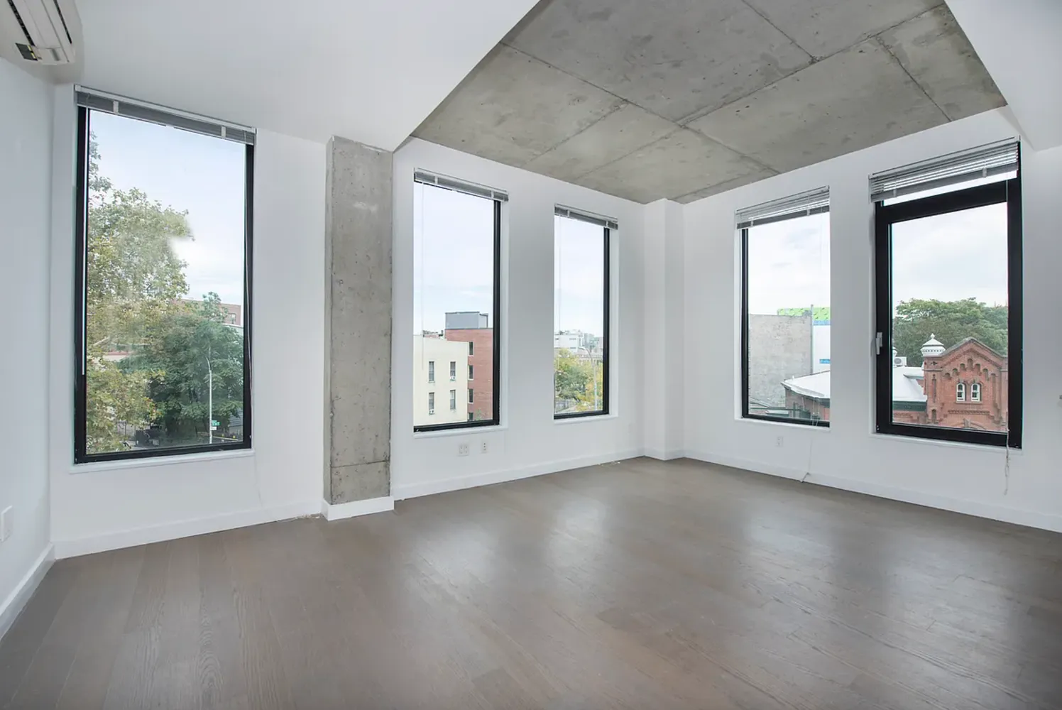 $4,995 | 281 Union Avenue, Unit G | Williamsburg