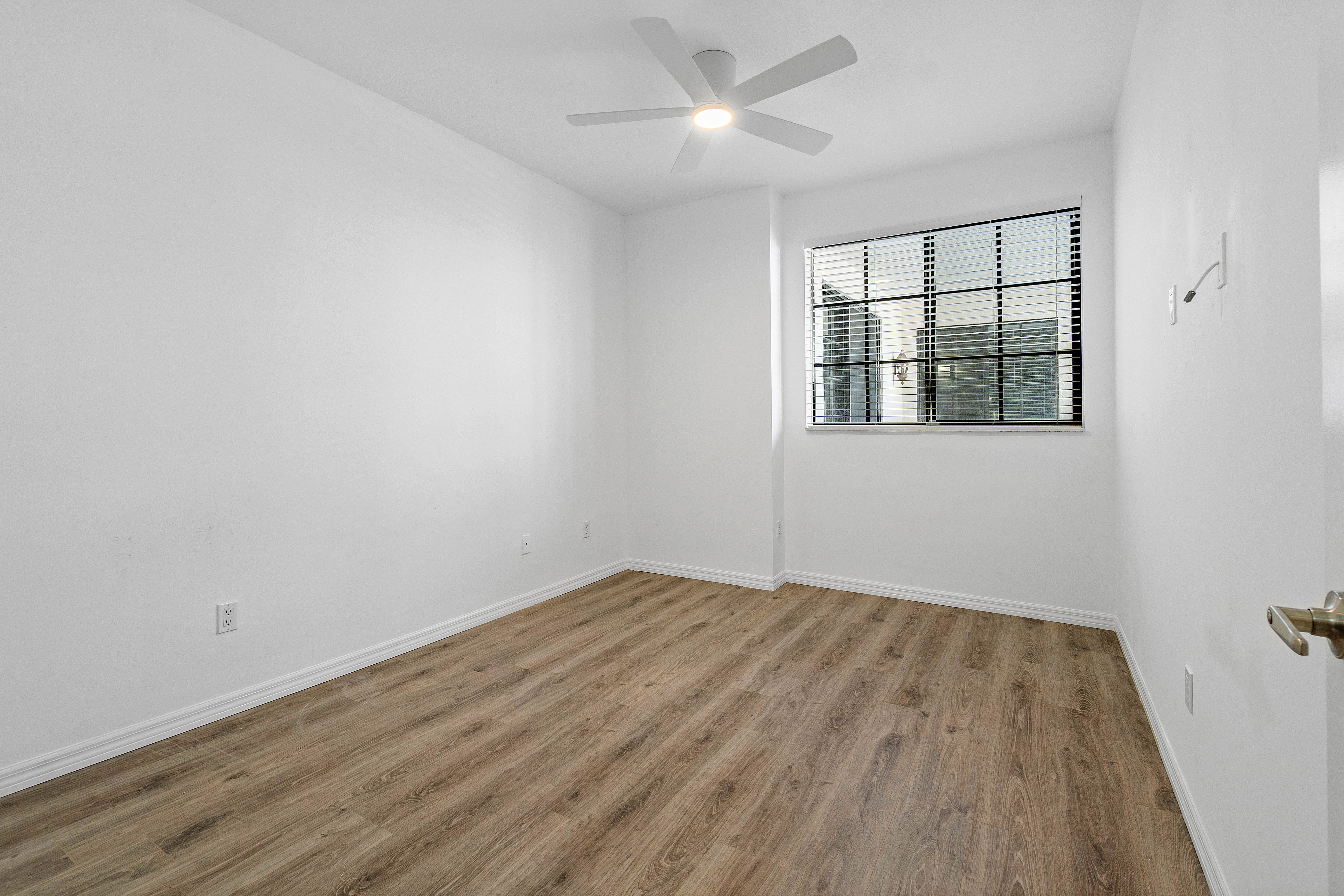 233 South Federal Highway, Unit 408 Boca Raton, FL 33432 - Photo 17 of 28