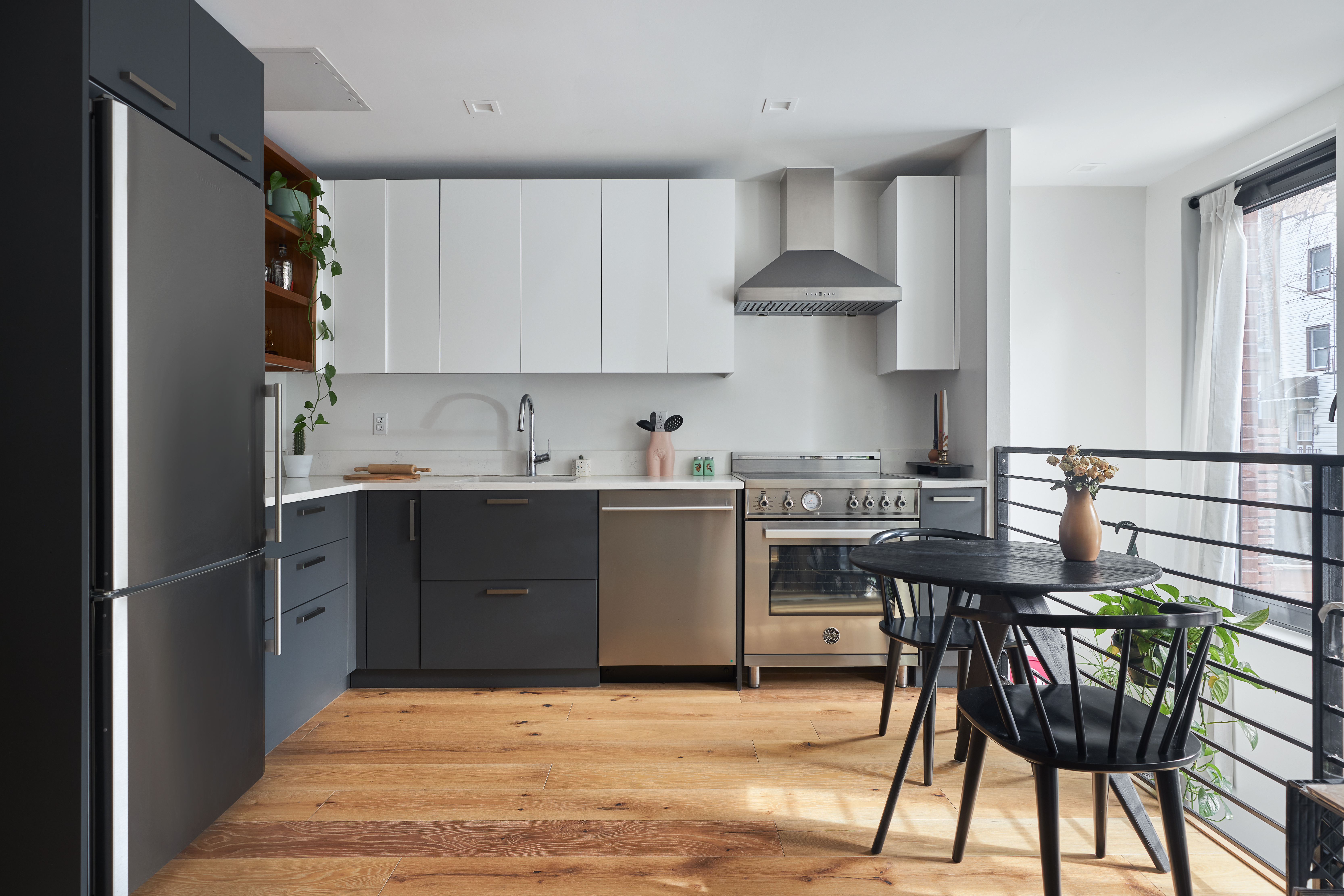 169 Eagle Street, Unit 1A Brooklyn, NY 11222 - Photo 2 of 8