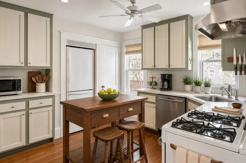 $850,000 | 3 Boylston Street, Unit 2, Boston, MA 02130
