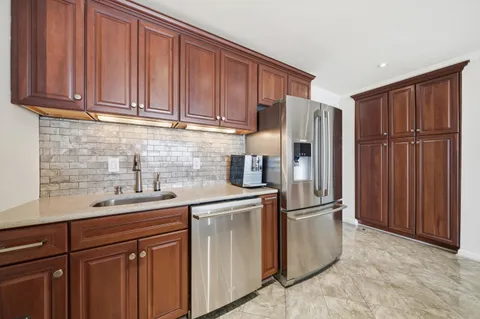 $300,000 | 1435 4th Street Southwest, Unit B815, Washington, DC 20024