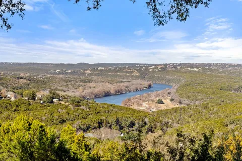 Contact Agent | 17 Cicero Lane, Austin, TX 78746