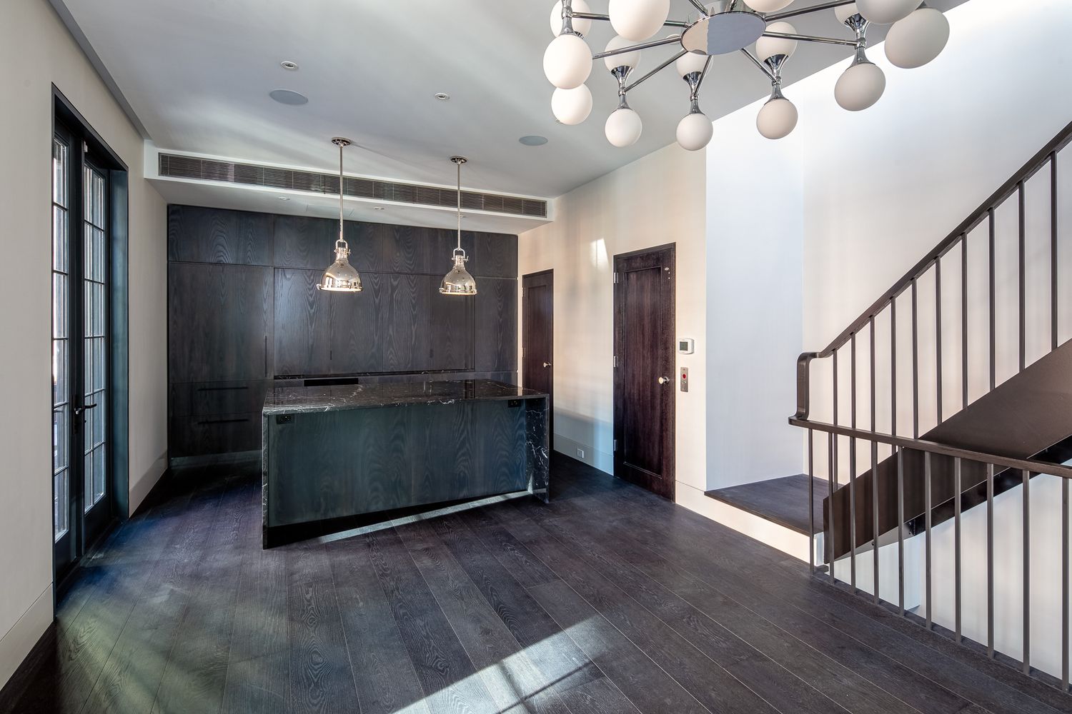 22 Thompson Street Manhattan, NY 10013 - Photo 3 of 17