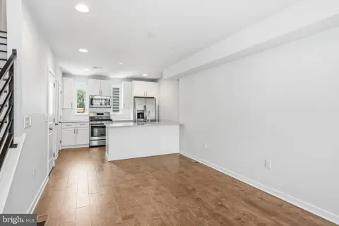 $515,000 | 444 Kingsley Street, Philadelphia, PA 19128