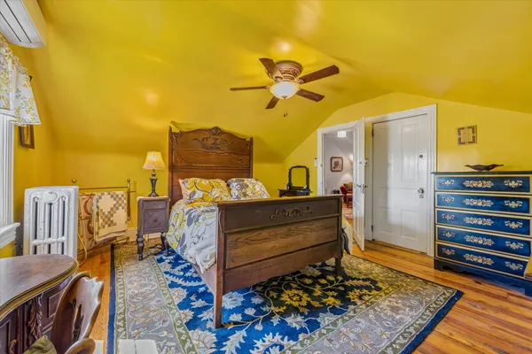 $1,425,000 | 917 Dekalb Pike, Ambler, PA 19002