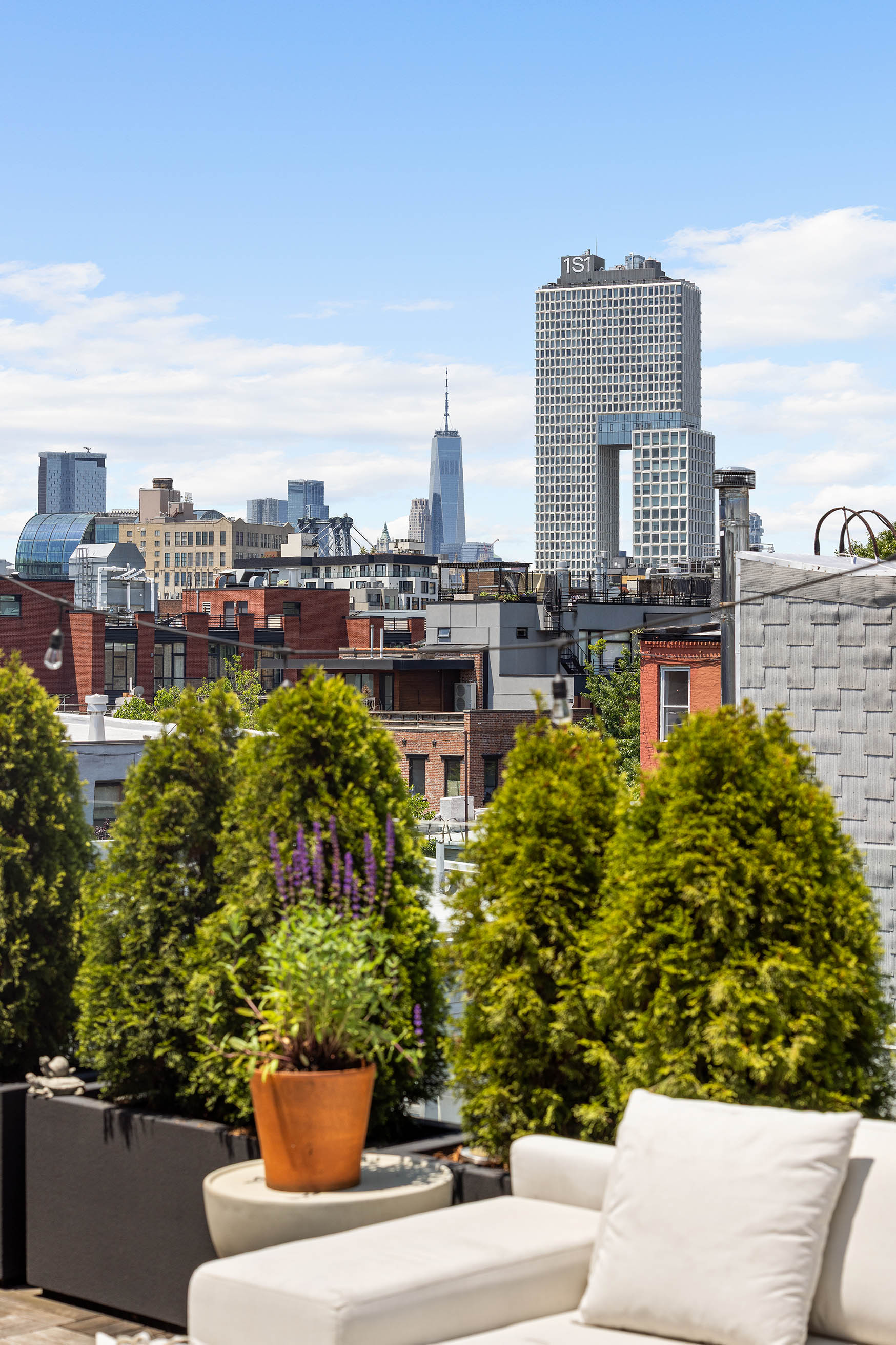 220 North 6th Street, Unit PH Brooklyn, NY 11211 - Photo 14 of 15 a picture of city view