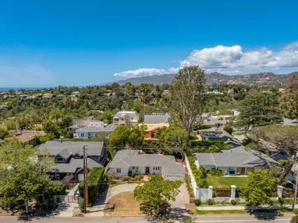 $3,850,000 | 1015 San Vicente Boulevard, Santa Monica, CA 90402