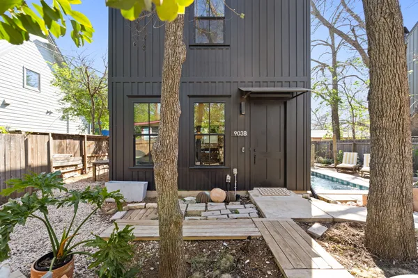 $600,000 | Mansell Avenue, Austin, TX 78702