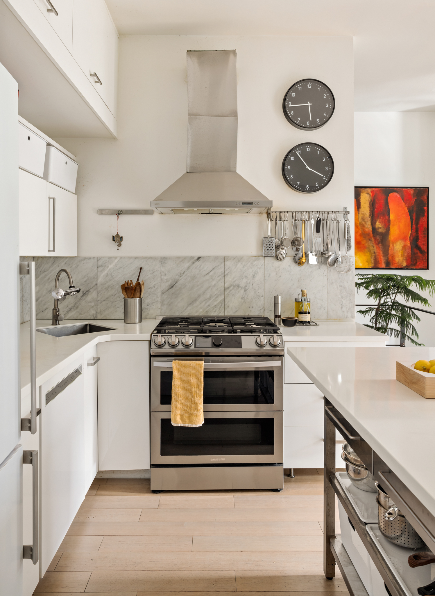 210 President Street, Unit 1R Brooklyn, NY 11231 - Photo 8 of 13