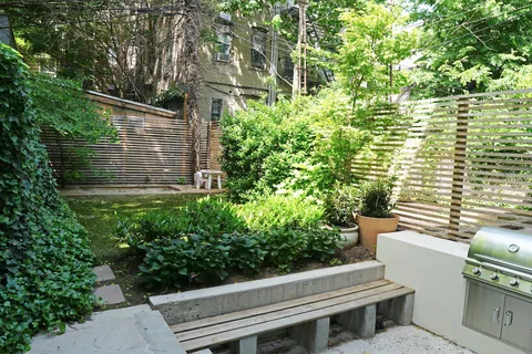 $4,850,000 | 575 A Leonard Street | Greenpoint