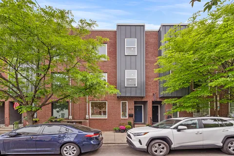 $875,000 | 517 Carpenter Street, Philadelphia, PA 19147