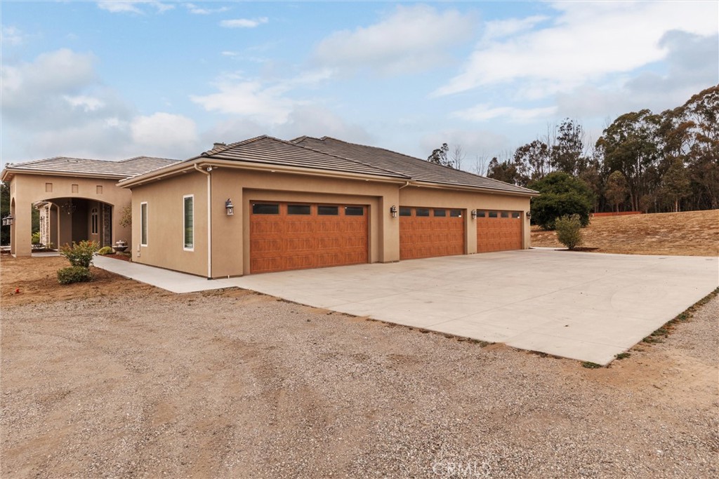 1950 Lemon Ranch Road Arroyo Grande, CA 93420 - Photo 24 of 40 Gallery Image 24