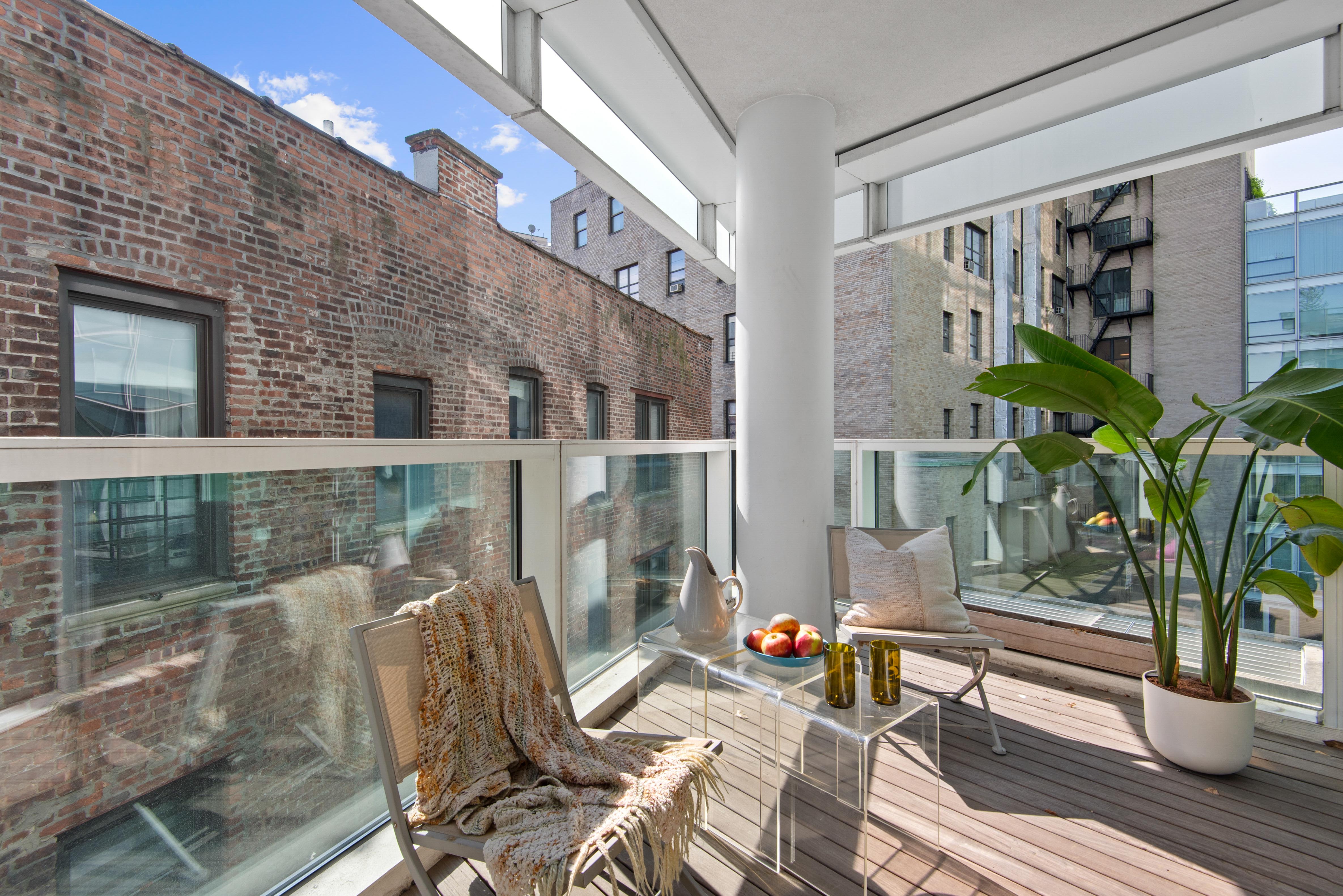 1 Grand Army Plaza, Unit 4B Brooklyn, NY 11238 - Photo 3 of 20 a building outdoor space with seating