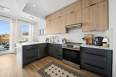 $3,200,000 | 175 Richardson Street | Williamsburg