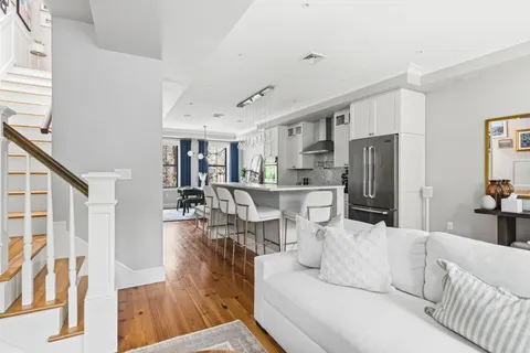 Contact Agent | 98 East Brookline Street, Unit 2, Boston, MA 02118