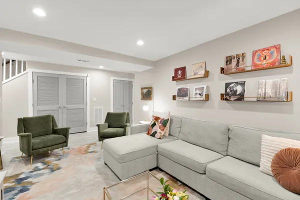 $749,000 | 4324 14th Street Northwest, Unit 1, Washington, DC 20011