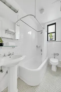 $749,000 | 599 West End Avenue, Unit 7BC | Upper West Side